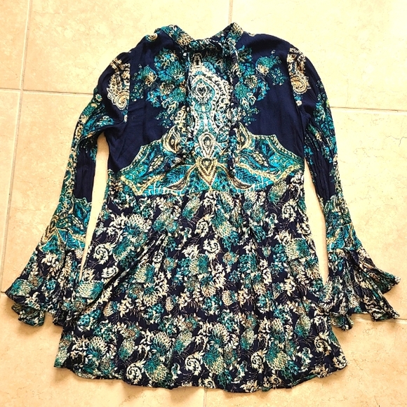 Free People Women's Lady Luck‎ Printed Long Bell Sleeve Tunic Dress   Sz M - Picture 11 of 15